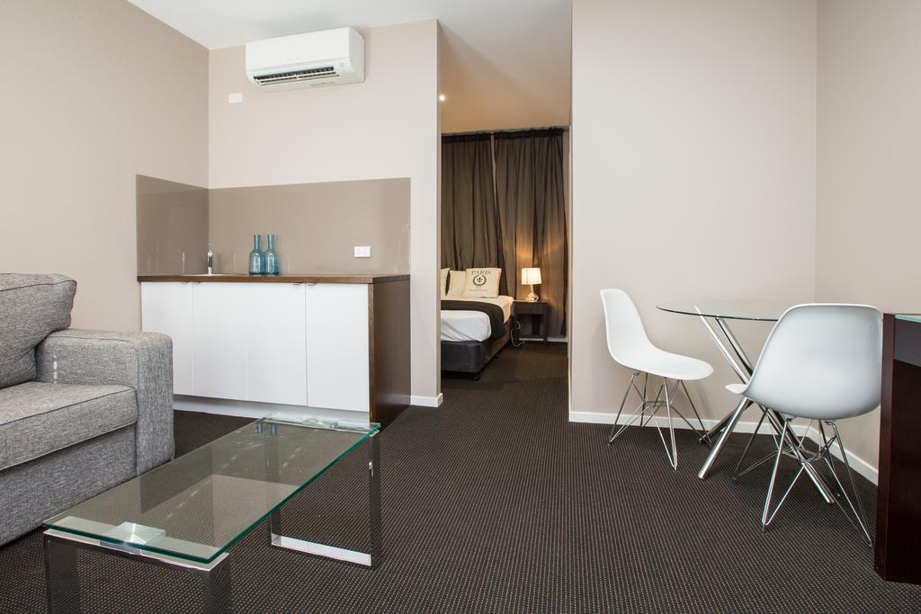 Crossroads Hotel Narrabri Room photo